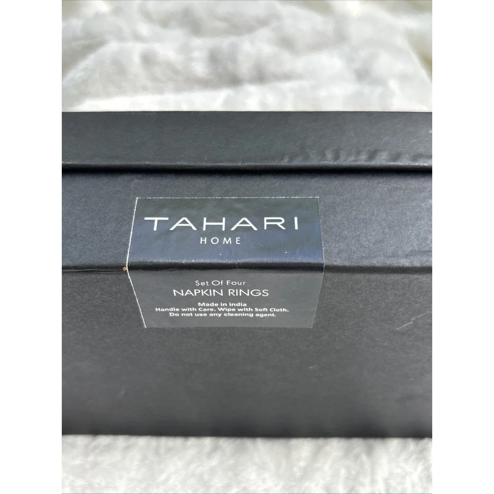 Tahari Rhinestone Halloween Bats‎ Napkin Rings Set Of 4 With Box